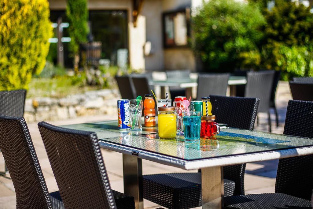 Le Domaine Du Thronnet Aparthotel Figanières